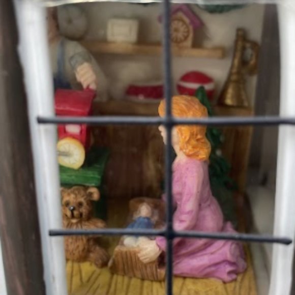 1999 Edition Victorian Village Collectibles Traver's Toys Store Collectible - Picture 7 of 8